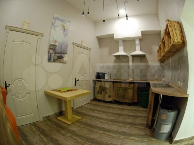 Комната 16 м², 1/9 эт.