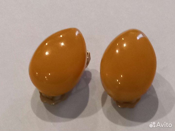 Клипсы Желток винтаж