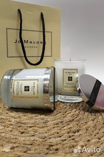 Свеча Jo Malone English Pear Freesia