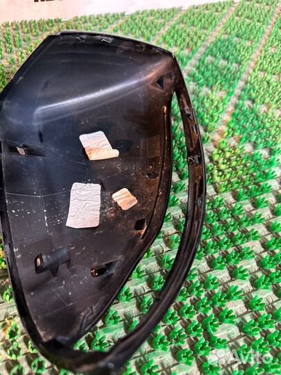 Крышка зеркала передняя левая Mercedes-Benz