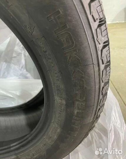 Nokian Tyres Hakkapeliitta 9 SUV 235/55 R17