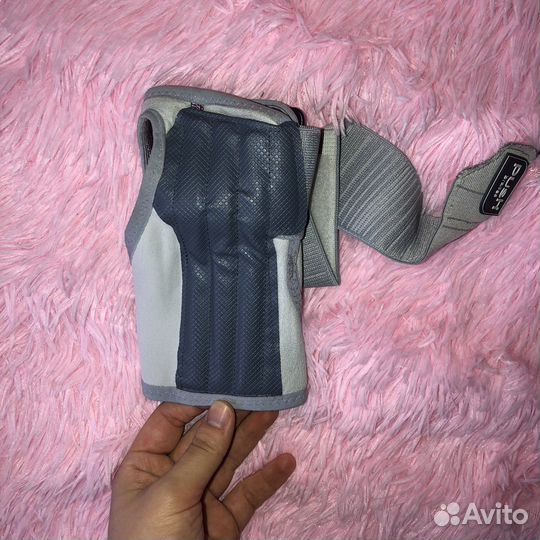 Ортез на лучезапястный сустав левый