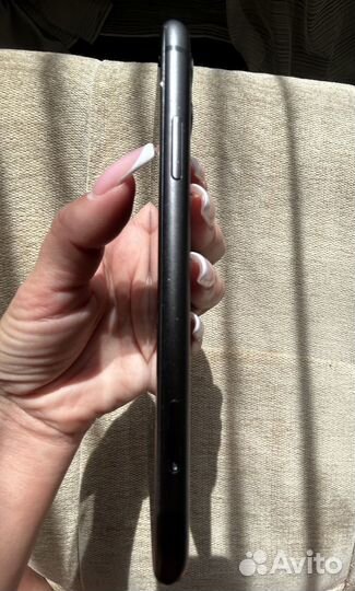 iPhone 11 128