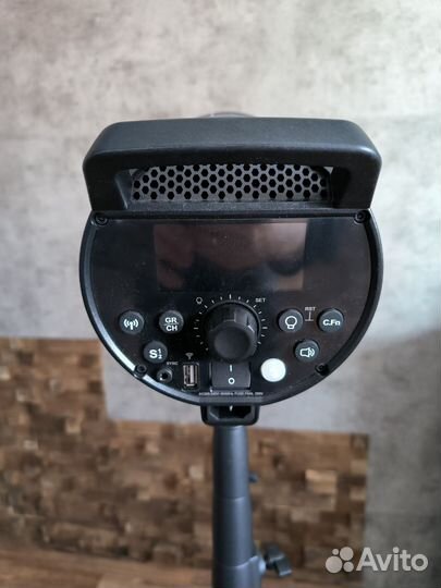 Вспышка студийная Godox DP400III