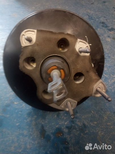 Вакуумный усилитель. Тормозной цилиндр Ниссан Ноут