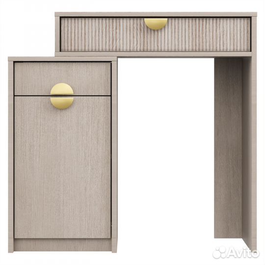 Туалетный столик