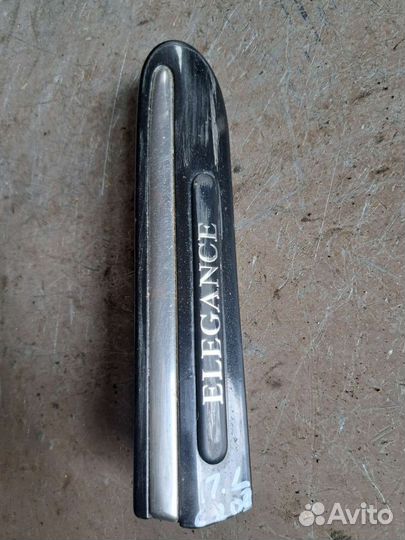 Молдинг крыла Mercedes W203