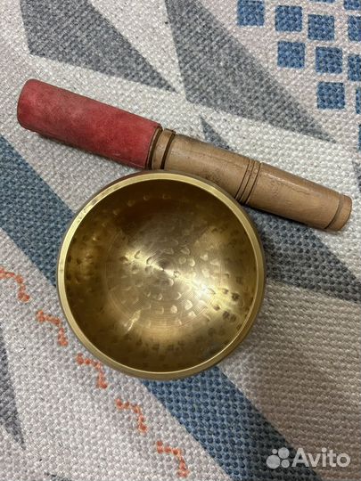 Поющая чаша