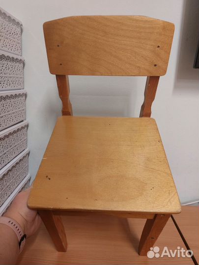 Детский деревянный стульчик светлый