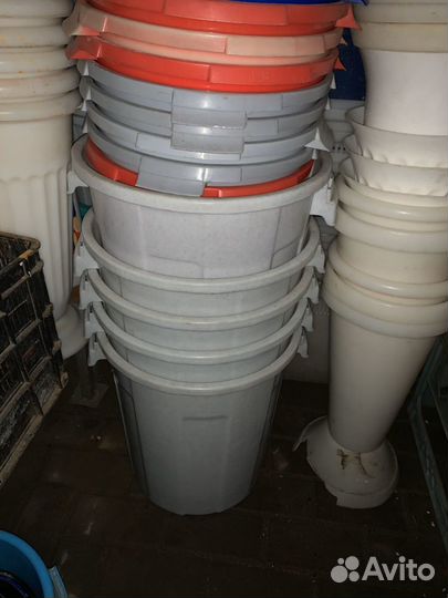 Бачки и вазы