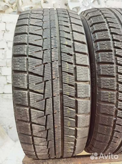 Bridgestone Blizzak Revo GZ 245/45 R17 95Q