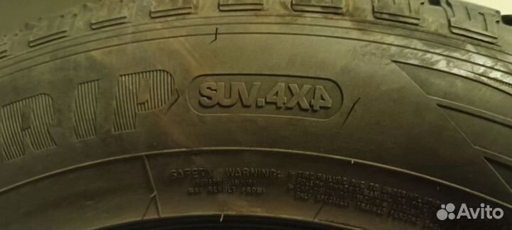 Goodyear EfficientGrip SUV 4x4 265/60 R18 110V