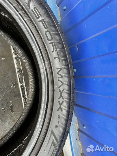 Dunlop SP Sport Maxx RT 2 235/45 R18