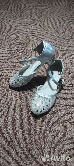 Туфли на девочку