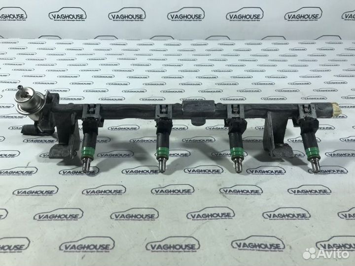 Рампа топливная Ford Focus MK 2 1.6 2006