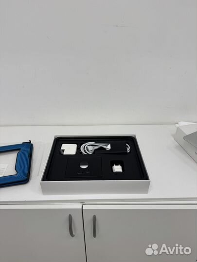 Apple macbook air 13