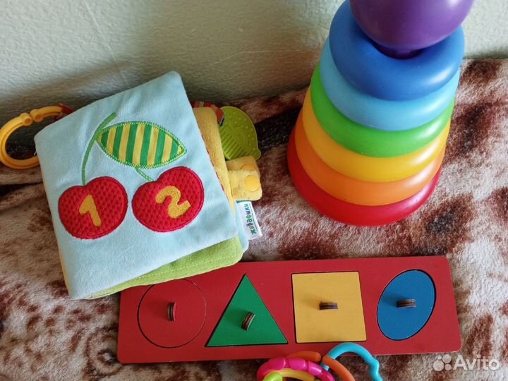 Игрушки для малышей