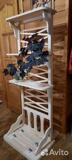 Этажерка для цветов