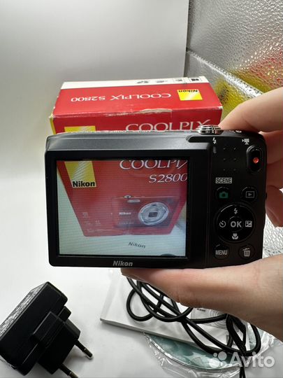 Фотоаппарат Nikon Coolpix S2800 Red