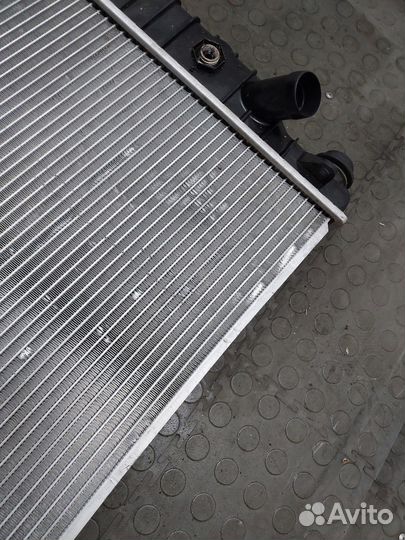 Радиатор охлаждения двигателя Chevrolet Trailblazer, 2001