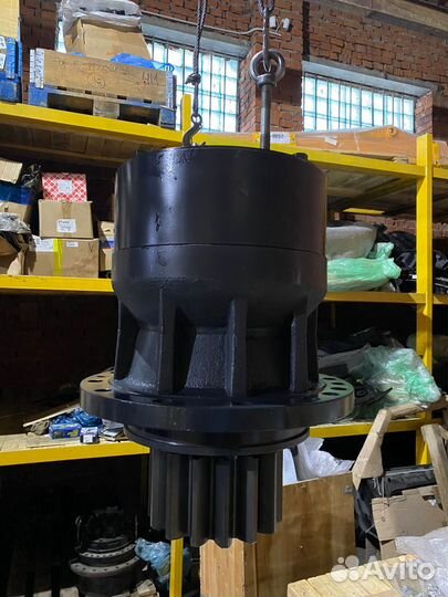 Редуктор поворота hyundai R430-9