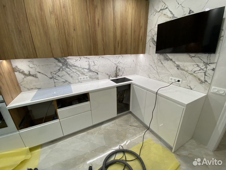 Искуственный камень,столешницы, подоконники, барны