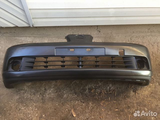 Бампер передний Ниссан Тиида 04-06