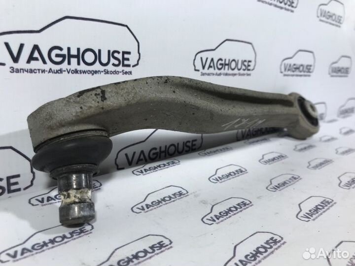 Рычаг подвески правый Audi A6 C6 3.2 BYU 2007