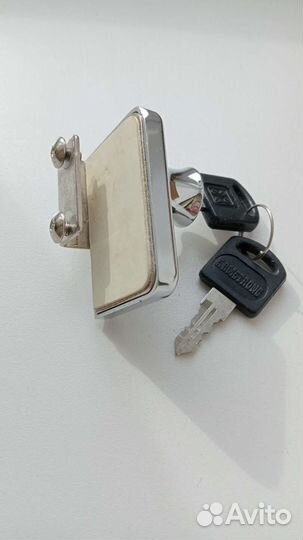 Замок для стекла