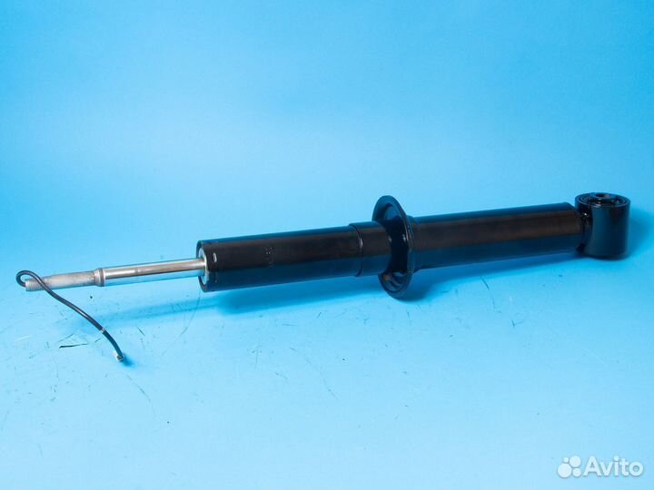 Стойка амортизатора Range Rover Sport L320