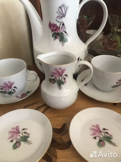 Фарфор Гдр, чашки тарелки молочник