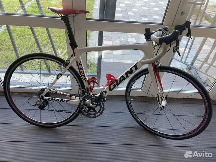 Шоссейный карбоновый велосипед