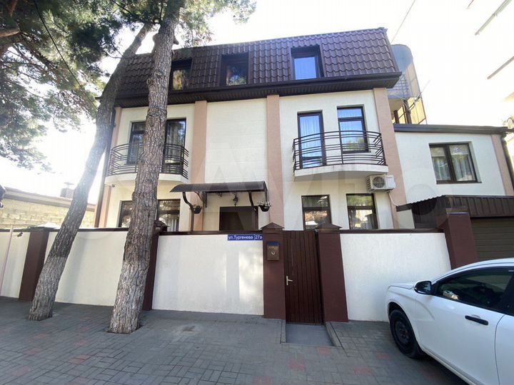 Комната 15 м², 1/3 эт.