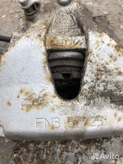 Передние суппорта Opel Astra H