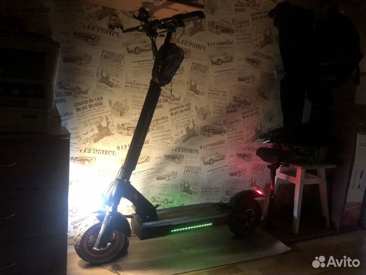 Электросамокат Kugoo Kirin M4 Pro 18ah