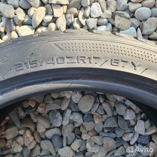 Hankook Ventus V12 Evo2 K120 215/40 R17 87Y