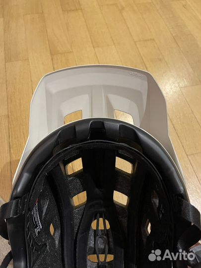 Велошлем Met Terranova