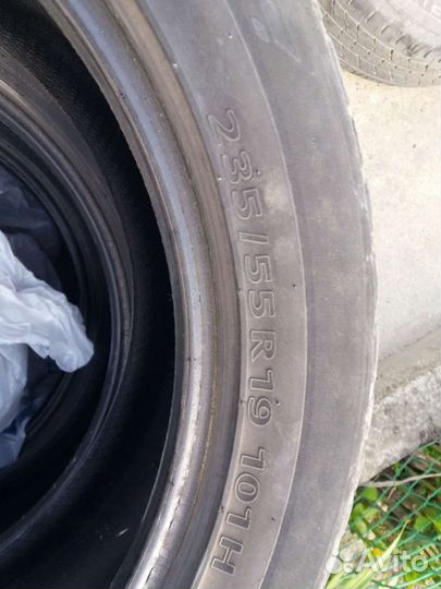 Kumho Crugen HT51 235/55 R19 и 23.5/55 R19 27F
