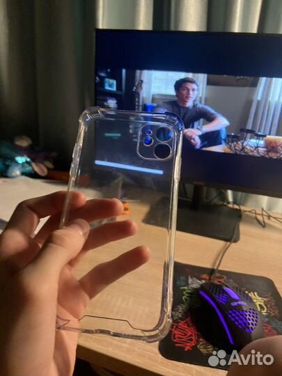 Чехол на iPhone 11