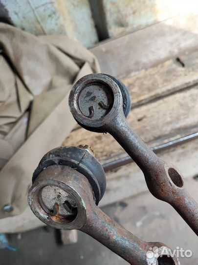 Тяга рулевая средняя москвич 403 408 412