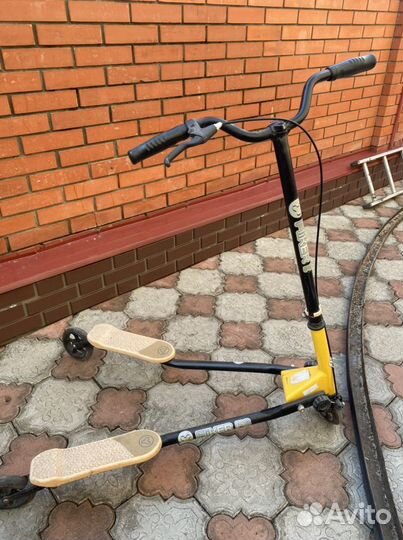 Инерционный самокат Fliker F3