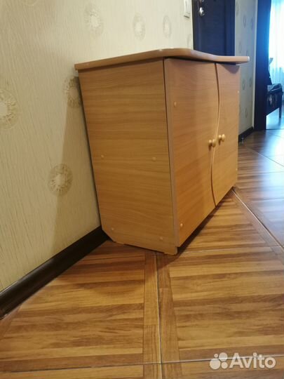 Продам тумбу