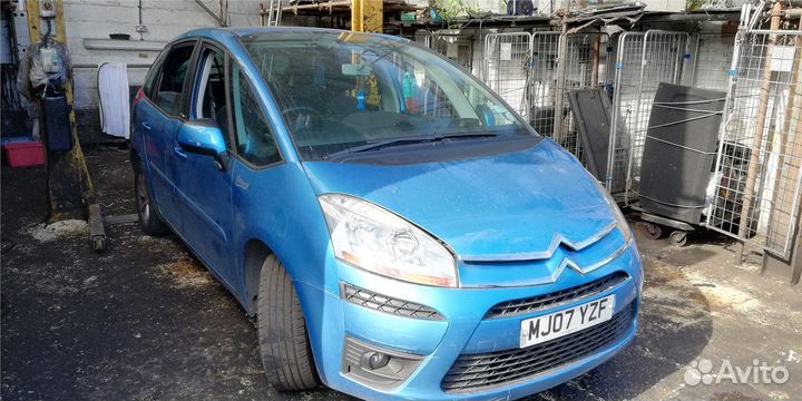 Разбор на запчасти Citroen C4 Picasso