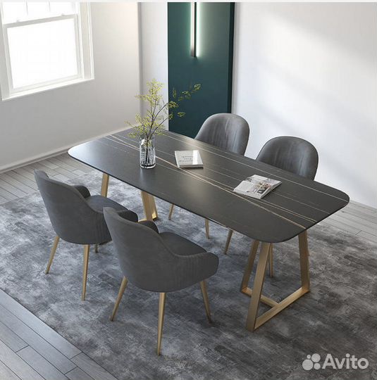 Стол в гостиную Sevran