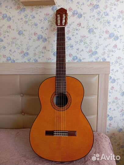Классическая гитара yamaha c70