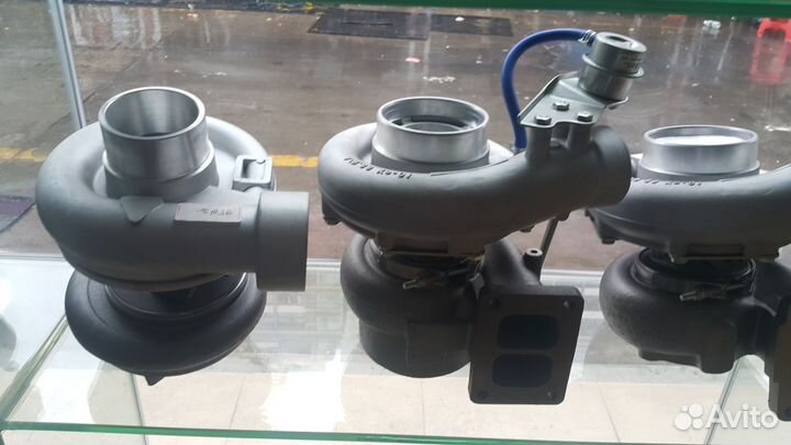 Турбина Хитачи zx210k