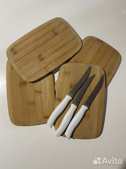 Комплект дошечек и ножей для стейка