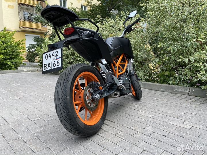 KTM 390 duke