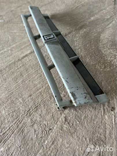 Решетка радиатора ваз 2108