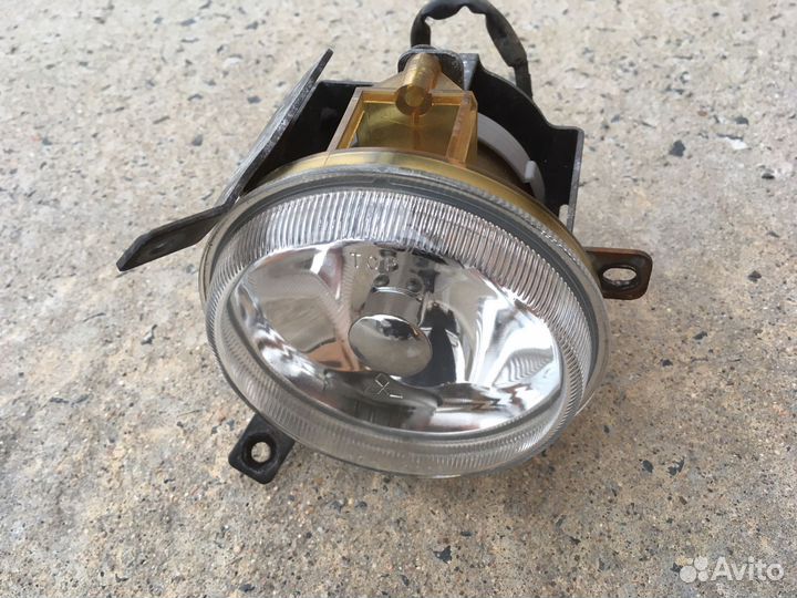 Фара противотуманная Mitsubishi Delica aoki 0858